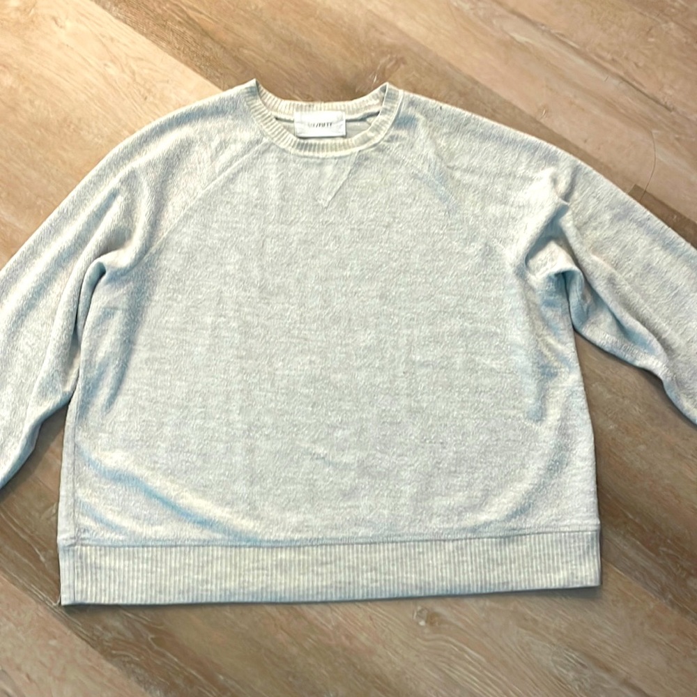 Light-Grey Comfy Sweater Crewneck